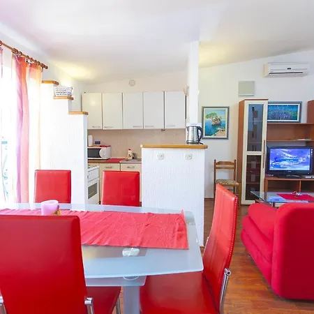 Carolija Lägenhet Makarska